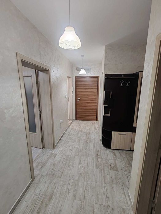 Дава се под наем Тристаен апартамент в Пловдив, Остромила - 118 кв.м за 650 € - Снимка #11