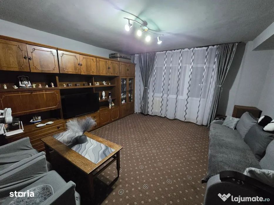 3 camere Teilor stradal PS-uri 85mp 3/4, 2 balcoane 130000euro