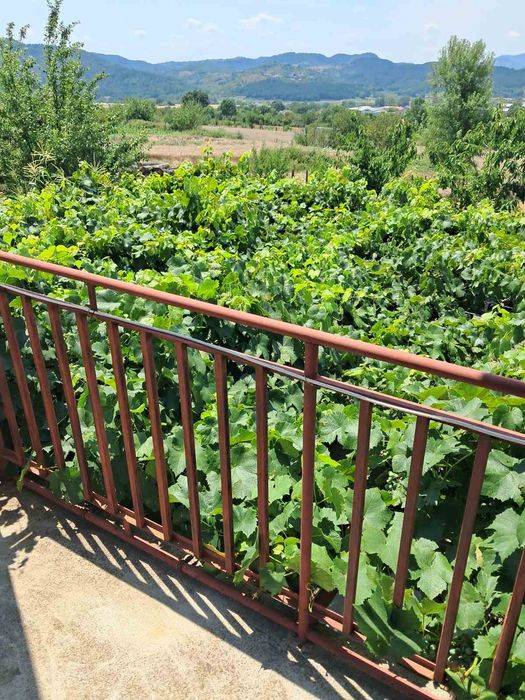 Продава се къща в гр.Крумовград  село Каменка