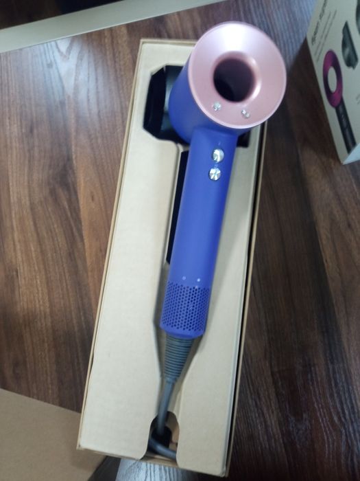 Dyson Supersonic.