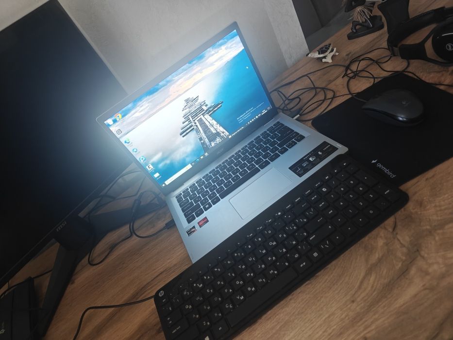 Acer aspire 3 noutbuk sotiladi