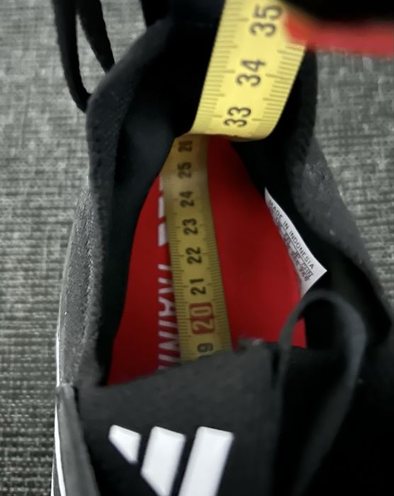 Маратонки Адидас - нови