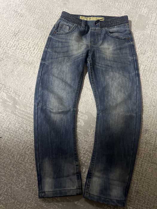 Новые джинсы на мальчика