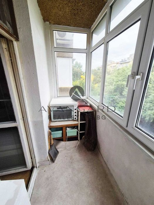 Продава се Тристаен апартамент в Пловдив, Кючук Париж - 100 кв.м за 1306 €/кв.м - Снимка #3