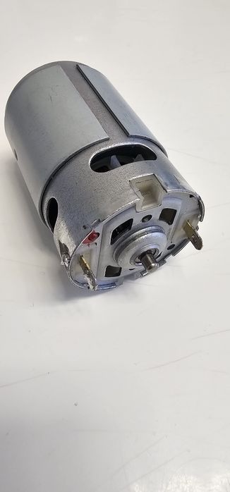 Motoras RS 550 12 V 12 dinti