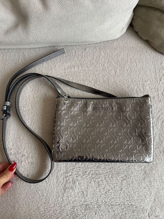 Чанта Calvin Klein