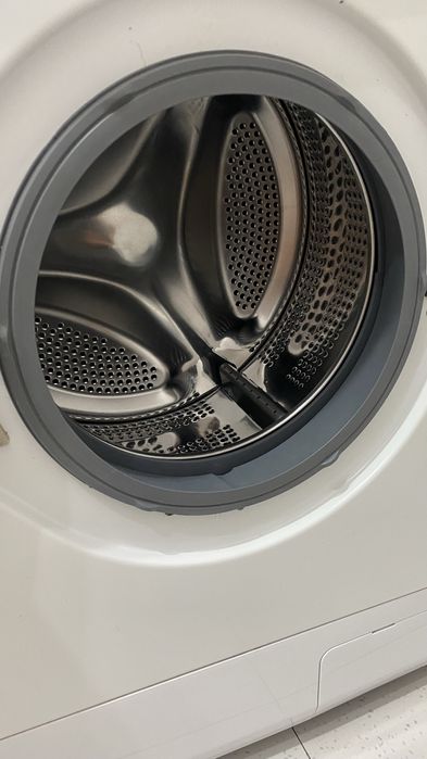 Продам стиральную машину LG