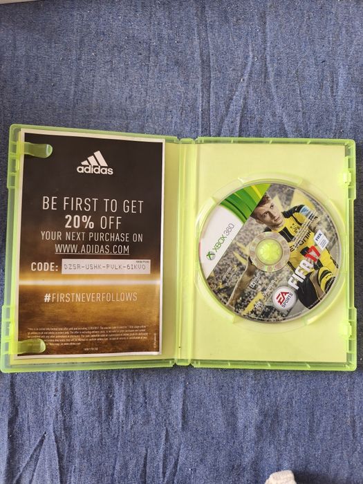 Jocuri Xbox 360 în stare perfectă de funcționare.