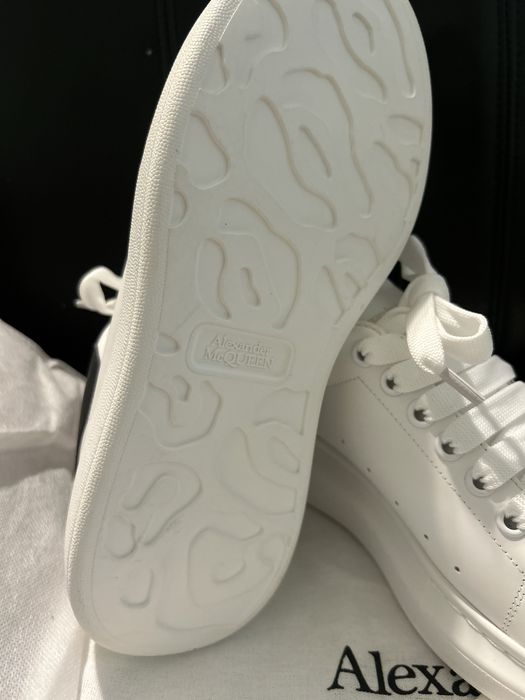 Alexander McQueen (41)