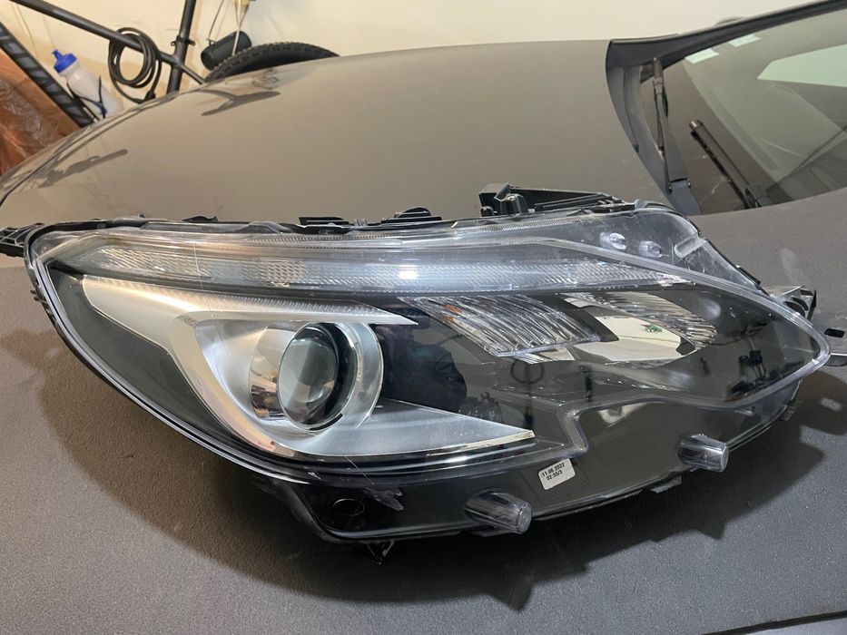 Десен фар,Peugeot 2008