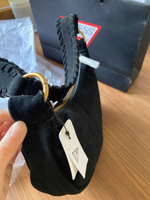 Сумка Guess Amita Hobo