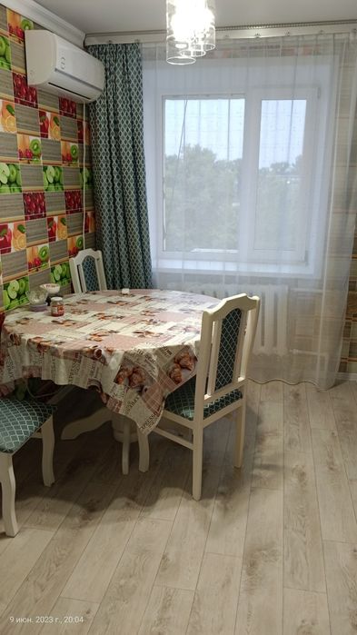 Продам квартиру 4ком.