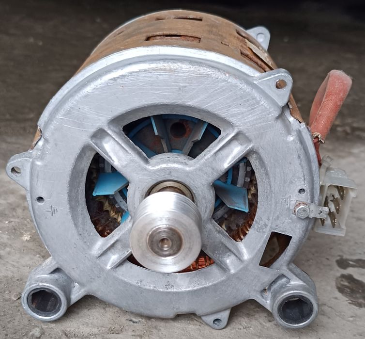 Продаю от стиральной машинкимотор