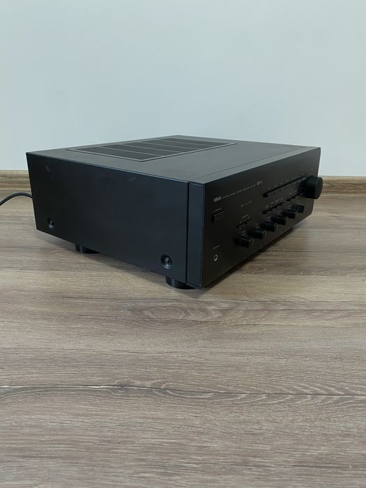 YAMAHA AX-930 - 2X130W! на 8 ома- Качествен и мощен домашен усилвател