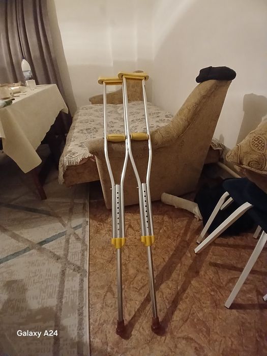 Костыль костыль срочно