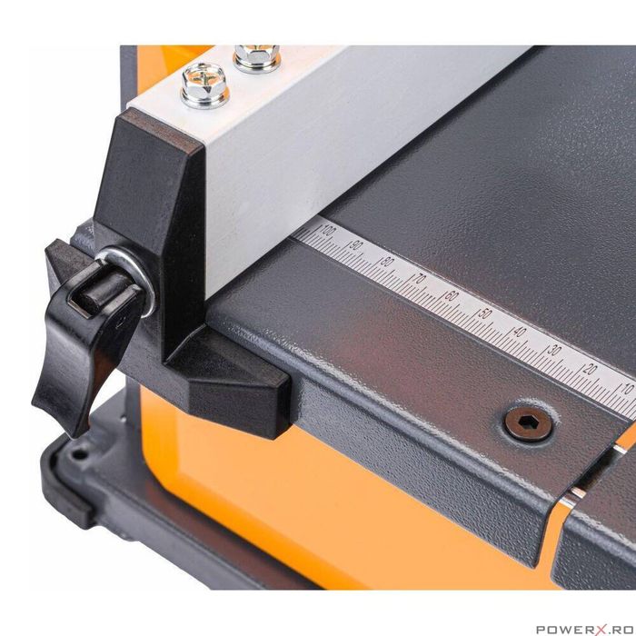 Fierastrau cu banda pentru taiere lemn si neferoase, 600 W, mini