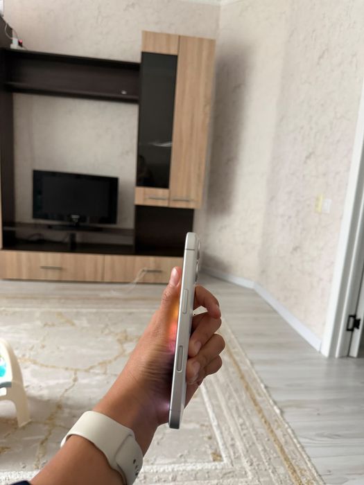 iPhone 16 128GB, өте жақсы жағдайда.