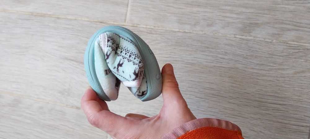 Нови детски пантофи