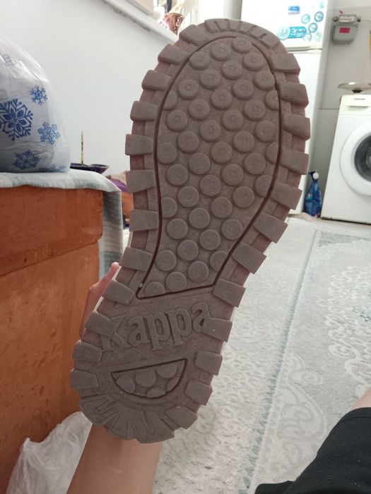 Кроссовки от Kappa