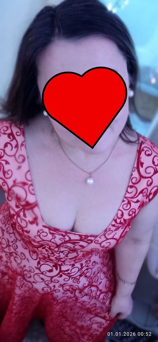 продавам елегантна рокля.