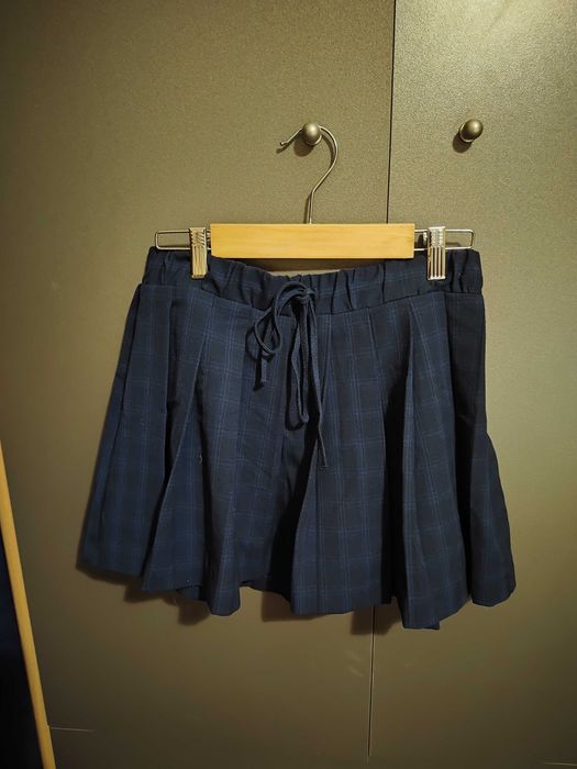 Пола Zara. Размер S.  Обличана 1 път. Цена 12 лв