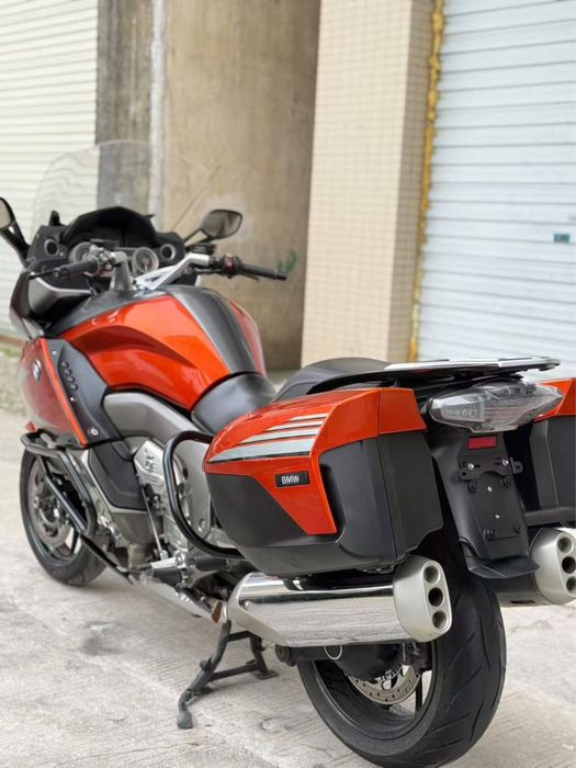 BMW gt k1600 sotiladi