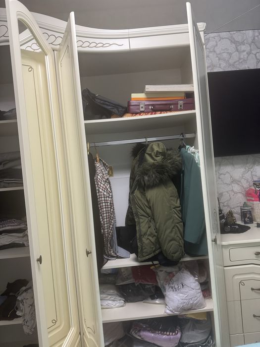 Продам шкаф 350000 тг