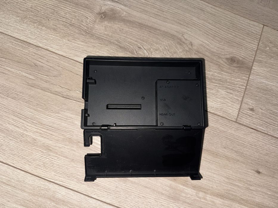 Продаю Nintendo Switch — Мега-комплект (много игр + аксессуары)