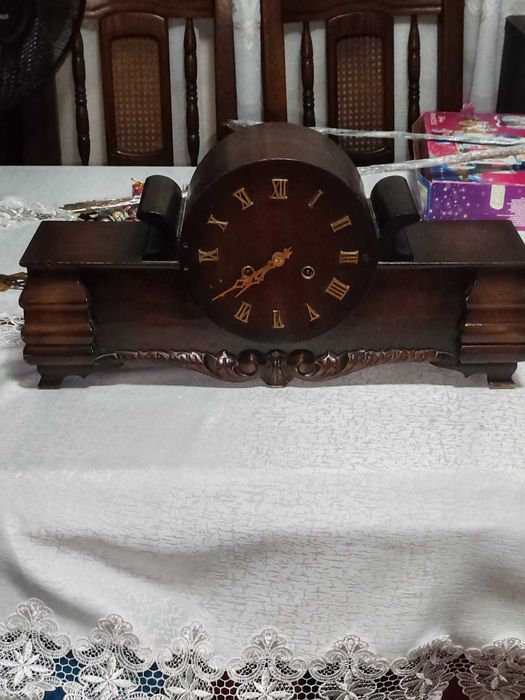 Ceas vintage de șemineu