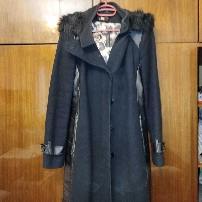 Елегантно дамско палто