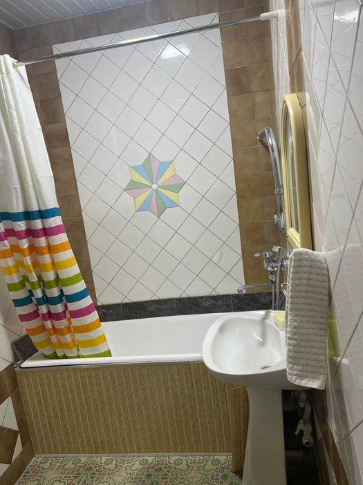 Сдаётся в аренду на Юнусабаде 3-х ком. квартира