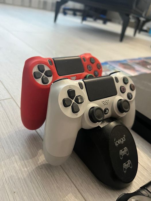 Play station 4 1 тера байт