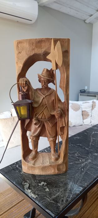 Veioza,lampa din lemn masiv