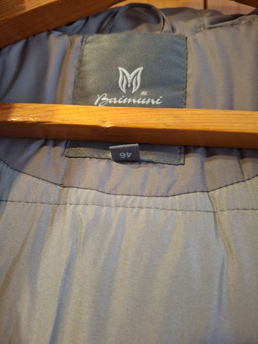 Продам куртку женскую