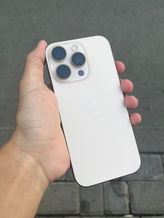 Iphone 16 pro идеал