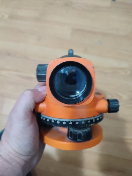 Vând nivela măsurat