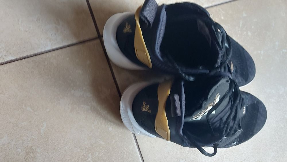 Маратонки Jordan