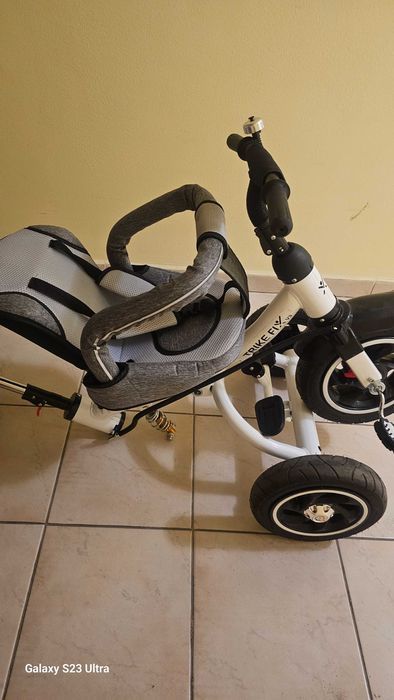 Триколка за дете