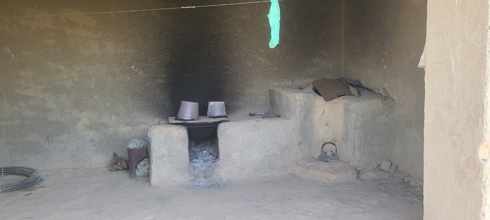 Uy sotiladi siroshni guzorda 30sutik