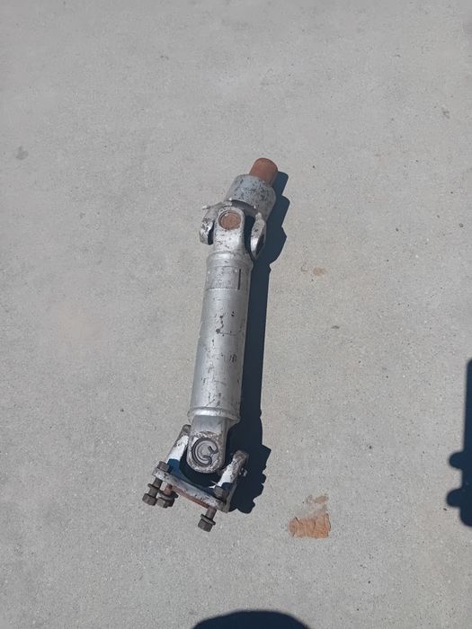 Кардан среден за Сузуки Самурай / Suzuki Samurai