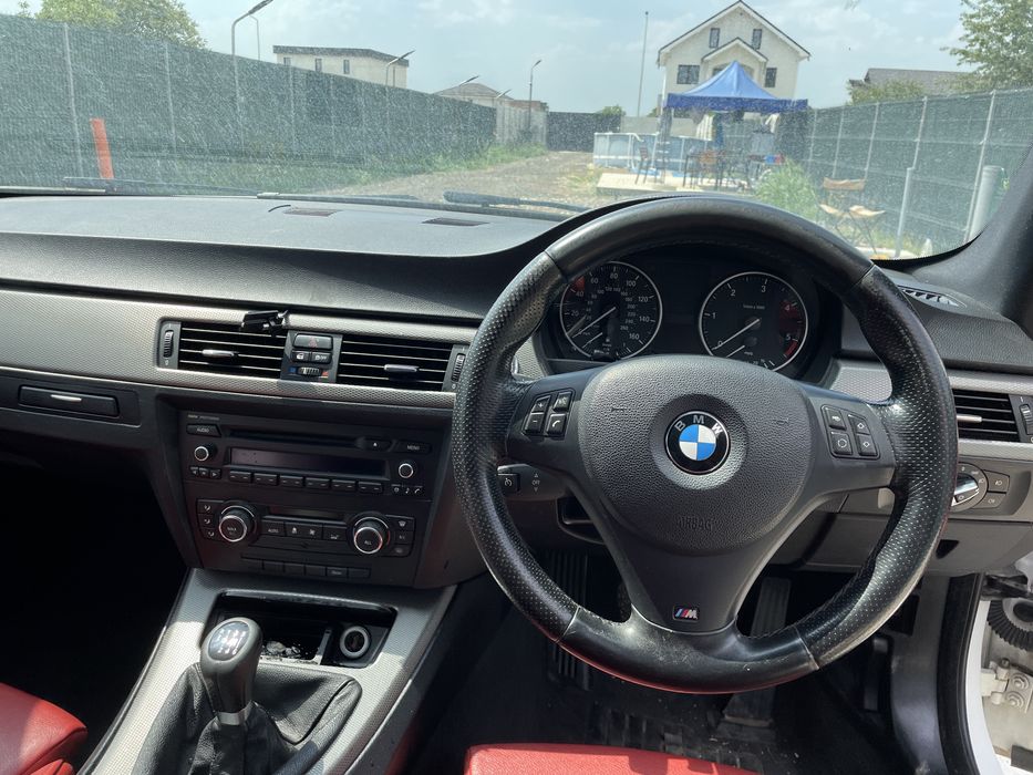 Dezmembrez BMW 320D e92 FaceLift 184CP M-Pachet
