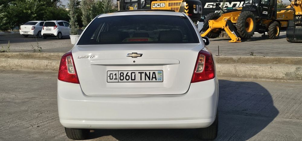 Chevrolet Jentra