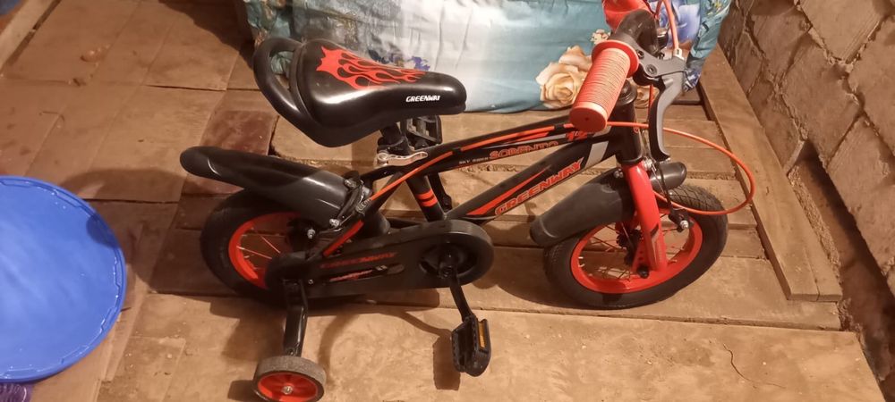 Продается детскии велосипед!