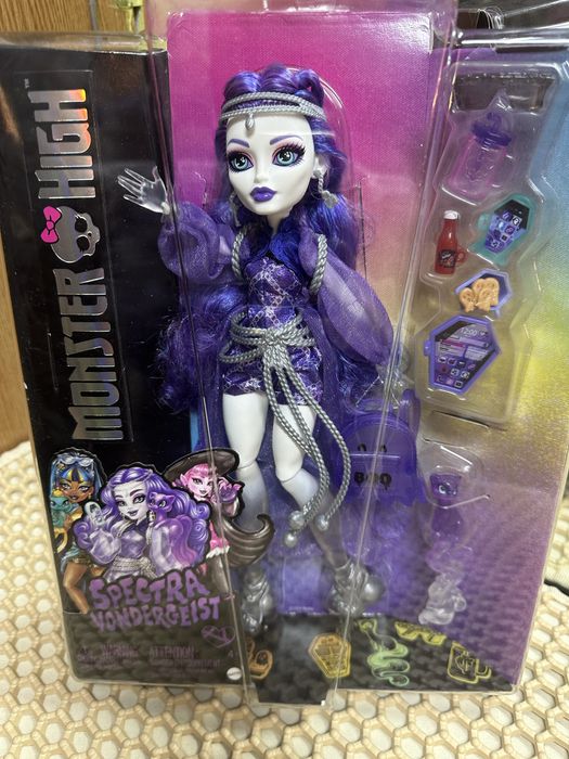 Кукла монстр хай!