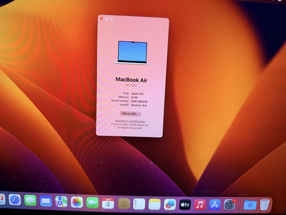 MacBook Air M2 8/256GB Gold / Ideal holatda (Batareya 97%)