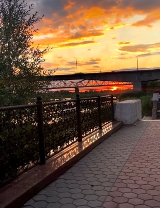 Кафе в центре +ДОМ добротный !