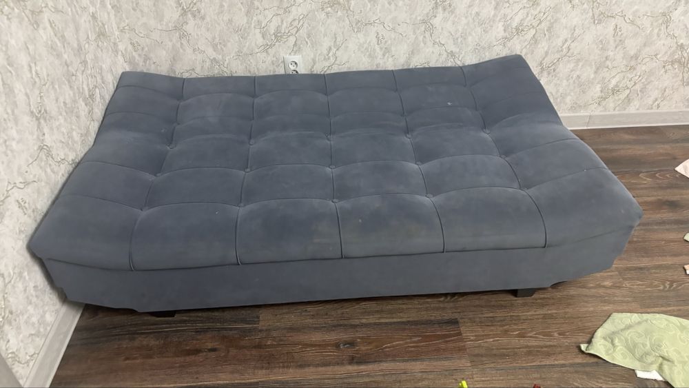 Мебель диван сатылады!