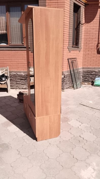 Прихожка сатылады.Жақсы жағдайда.
