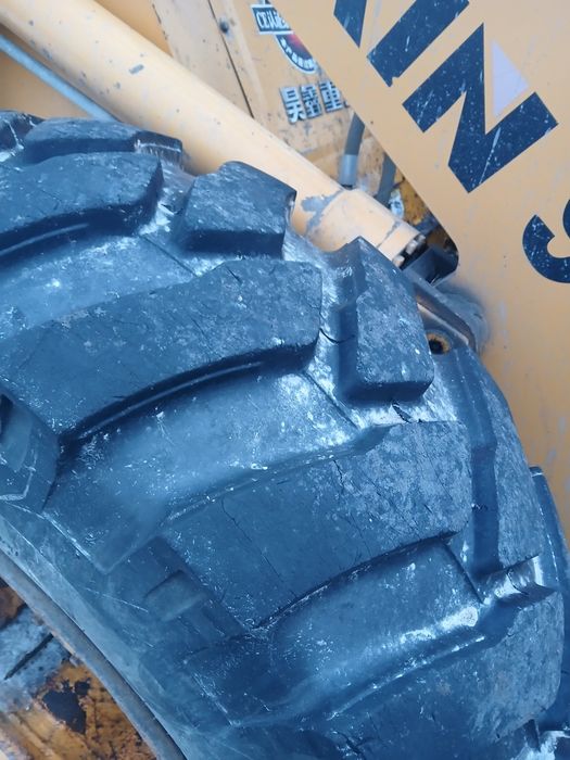 Срочно продам погрузчик 1.5 куба