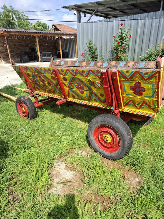 Продавам каруца .